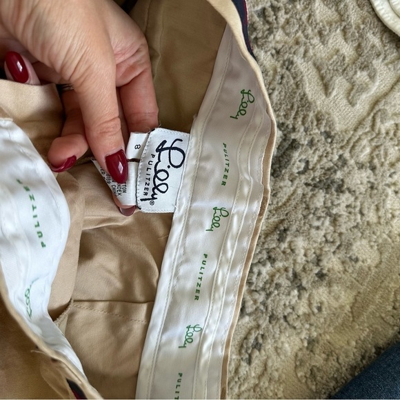 Lily Pulitzer Vintage Chino Bermuda Shorts Size 8 Women’s Tan Beige Cotton Blend - Picture 9 of 9